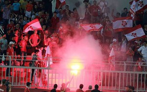 Bóng V-League lăn trong lo lắng, bất an