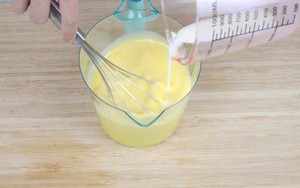 Trộn trứng sống với sữa đậu nành, cô gái khiến cả nhà đi từ bất ngờ này đến bất ngờ khác