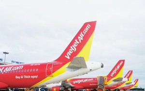 Chim va vào cánh máy bay Vietjet khiến 7 chuyến bay phải hủy