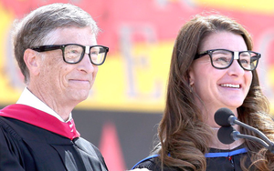 Cả hội trường sinh viên ồ lên khi Bill Gates trả lời câu hỏi: “Điều hối tiếc nhất trong quãng thời gian còn ở Harvard là gì?”