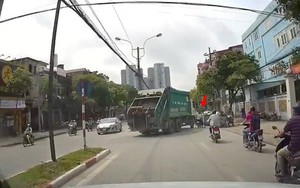 Hà Nội: Va chạm với xe rác đang quay đầu, người đàn ông thoát chết trong gang tấc