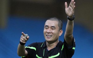 Trọng tài Trọng Thư hai lần "thoát hiểm" nhờ sai lầm của đồng nghiệp