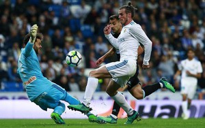 "Tranh thủ" Ronaldo vắng mặt, Bale đóng vai người hùng giúp Real Madrid thắng 6-0