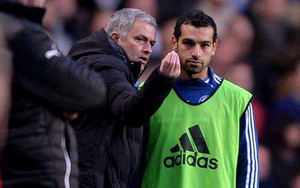 Salah tiết lộ về cuộc trò chuyện chớp nhoáng với Mourinho trong ngày tái ngộ