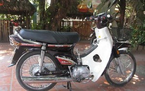 Cận cảnh chiếc xe Honda Dream II được rao bán với giá khủng gây sốt mạng xã hội.