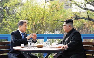Chuyên gia khẩu hình giải mã cuộc nói chuyện riêng của của lãnh đạo Hàn-Triều