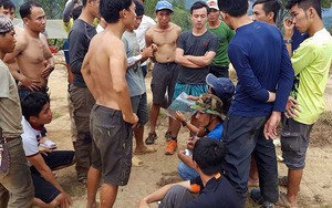 Thi thể phượt thủ đã được đưa lên đỉnh thác
