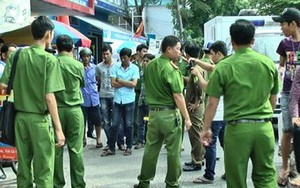 Gọi cháu vào nhà ngủ, bà nội bị chém chết