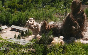 Những hình ảnh ấn tượng về quá trình phá hủy bãi thử hạt nhân Punggye-ri của Triều Tiên