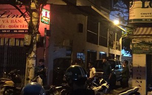 Mâu thuẫn chuyện tiền bạc, giang hồ nổ súng dằn mặt nhau ở Sài Gòn