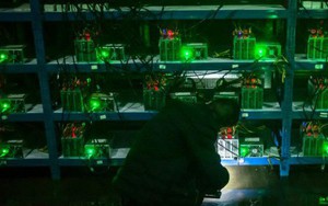 Bên trong một mỏ đào bitcoin bí mật tại Trung Quốc: Có 550 siêu máy tính, chạy 24 giờ một ngày