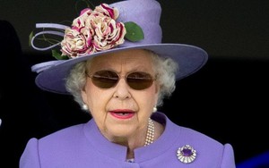 Ai cũng thắc mắc tại sao gần đây Nữ hoàng Anh liên tục đeo kính râm, thì ra là vì lý do này đây