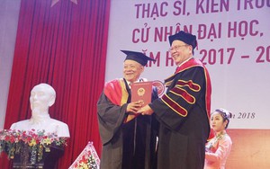 Tiết lộ bất ngờ của cụ ông 85 tuổi vừa nhận bằng thạc sĩ