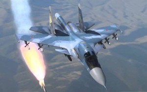 Su-34 Nga đấu F-15E Mỹ: "Vịt bầu đè bẹp Đại bàng"?