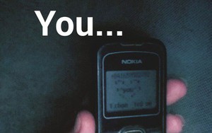 Trước khi xài smartphone xoành xoạch, 8X - 9X nào cũng từng một thời dán mắt vào chiếc điện thoại "cùi bắp" trắng đen