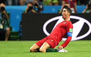 Cú hat-trick của Ronaldo và "ảo mộng" nguy hiểm đe dọa Bồ Đào Nha