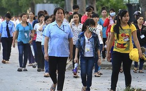 Sa thải lao động ngoài 35 tuổi: Cần nghiên cứu giải pháp bảo vệ quyền lợi người lao động