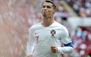 "Ronaldo đang ở một đẳng cấp khác, trên tầm Messi rồi"