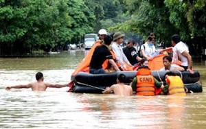 Không thể đi thi vì mưa lũ: Thí sinh có được đặc cách xét tốt nghiệp?