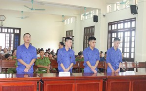 Cho vay cá độ bóng đá lãi cao, dùng “chiêu độc” để thúc nợ