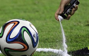 Bình xịt bọt các trọng tài World Cup 2018 sử dụng trong những quả đá phạt có gì đặc biệt?