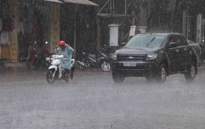 Bão số 2 di chuyển theo hướng Bắc, các khu vực đều có mưa rào và dông