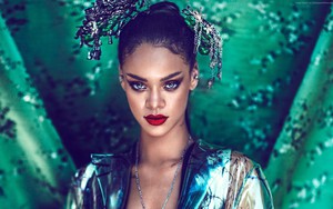 Cuộc đời kỳ lạ của ngôi sao danh tiếng Rihanna ở tuổi 30