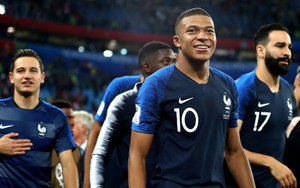 Tỏa sáng cùng Pháp vào Chung kết, Mbappe muốn "lật đổ" Cris Ronaldo