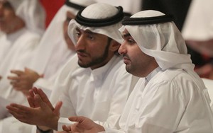 Hoàng tử UAE chạy trốn tới Qatar, chỉ trích nhà cầm quyền Abu Dhabi