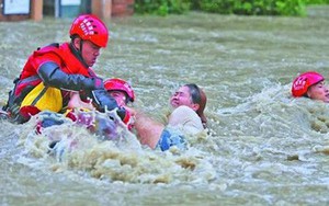 Trung Quốc, Nhật Bản: Diễn biến mưa lũ nghiêm trọng cản trở cứu hộ