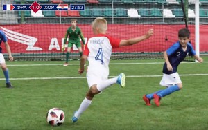 CLIP: Đội bóng nhí tái hiện hoàn hảo trận chung kết World Cup 2018