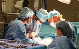 Cứu sống bệnh nhân đã ngưng tim, ngưng thở khi nhập viện