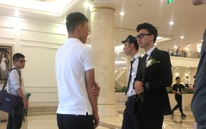 An ninh thắt chặt tại đám cưới của Á hậu Tú Anh, chú rể tự đi xác minh khách mời