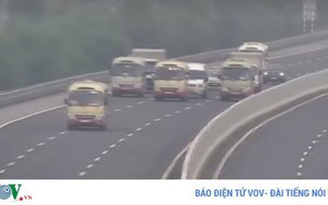 Xác minh 3 xe khách dàn hàng ngang trên cao tốc Hà Nội - Hải Phòng