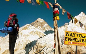 Những điều kỳ dị trên đỉnh Everest mà bạn sẽ không thể ngờ tới