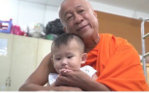 Người cha đặc biệt của những đứa con bị bỏ rơi