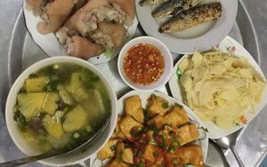 Đi ngược trào lưu cơm rẻ, mẹ trẻ khoe mâm cơm 2 vợ chồng 5 món đầy ú ụ thì bị đá xéo: "Dạ dày bằng cao su à?"