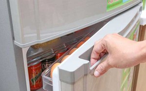 Vì sao cánh cửa tủ lạnh bị hở và cách khắc phục