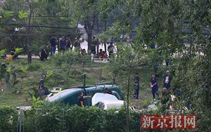 Nóng: Trực thăng Trung Quốc rơi ở Bắc Kinh, 4 người bị thương