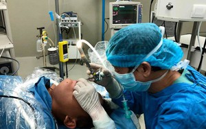 Đỉa sống trong cổ họng em nhỏ 11 tuổi ở Quảng Nam gần 1 tháng