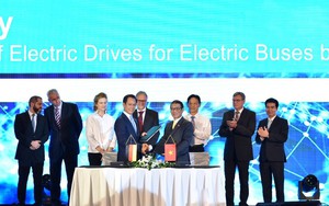 VinFast bắt tay Siemens, sản xuất xe buýt điện
