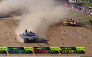 Tank Biathlon 2018 thật hấp dẫn: "Ở nhà nhất mẹ, nhì con-Ra đường lắm kẻ còn giòn hơn ta"