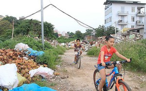 Ảnh: Dự án Đường vành đai nghìn tỷ trở thành nơi đổ rác thải