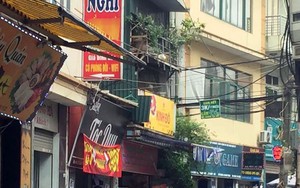 Thi thể cô gái có dấu hiệu phân hủy trong nhà nghỉ ở Hà Nội