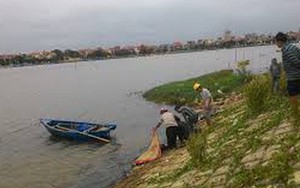 2 bố con đi mò ốc không về, hôm sau thấy chết nổi trên sông