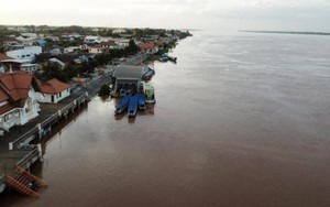 Thái Lan lo "vỡ trận đập"