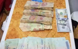 Khách hốt hoảng báo tin để quên hơn trăm triệu trên tàu