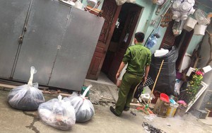 Chưa xác định được danh tính thi thể phân huỷ trơ xương trong phòng kín cuối phố