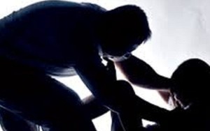 Cà Mau: Kẻ giao cấu với bé gái tâm thần bị tạm giam