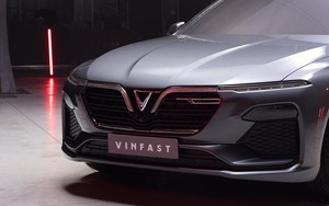 Báo quốc tế nói những gì về chiếc sedan và SUV của VinFast?